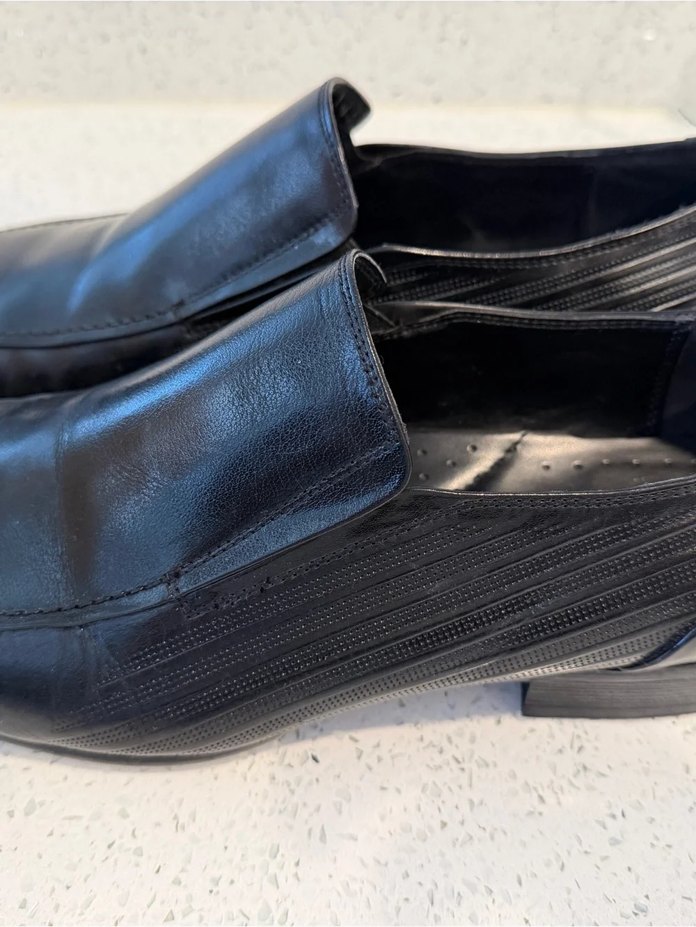 Kenneth Cole Black Leather Square-Toe Slip-On Loafers